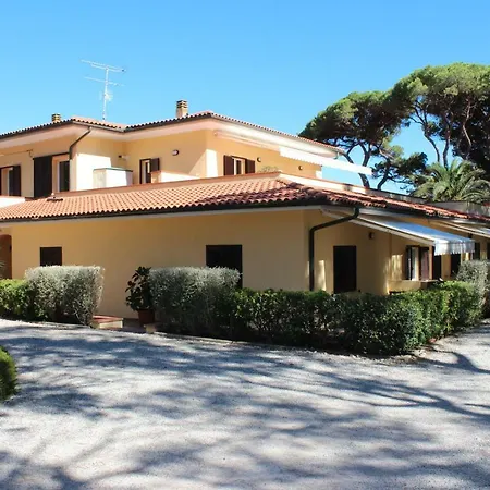 La Pineta Lejlighedshotel