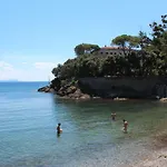 La Pineta Ξενοδοχείο με διαμερίσματα Cavo